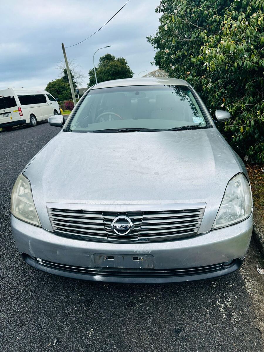 Nissan Teana bought for cash in South Auckland